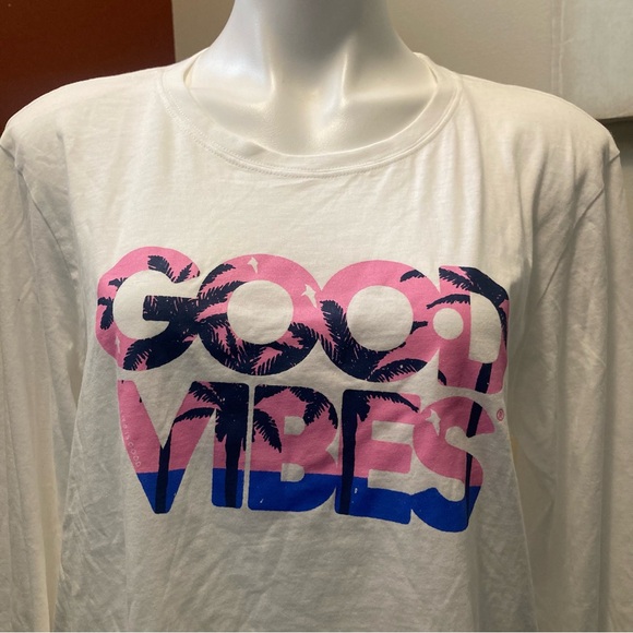 🐲💙 Life is Good Long Sleeve Shirt - Picture 3 of 7